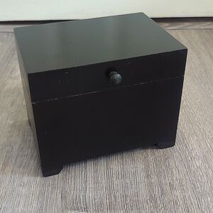 Wooden Keepsake Box - NWT